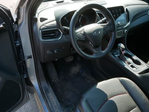 Used 2024 Chevrolet Equinox RS w/ RS Leather Package AWD/4WD image 21