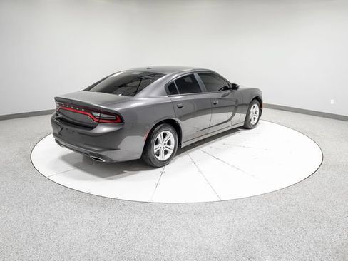 Used 2020 Dodge Charger SXT RWD image 28