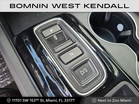 Used 2023 Honda Pilot Sport image 24