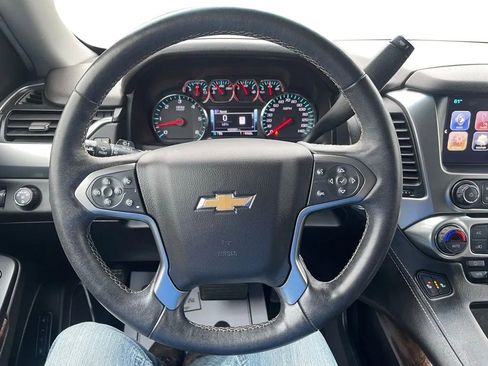 Used 2018 Chevrolet Tahoe LT w/ LT Signature Package image 27