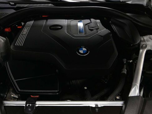 Certified 2023 BMW 530e w/ Premium Package image 16