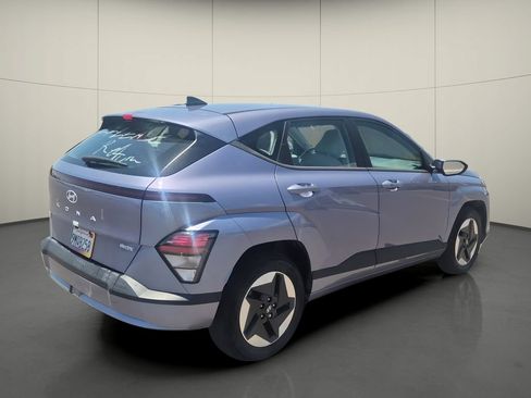 Used 2024 Hyundai Kona SE FWD image 7