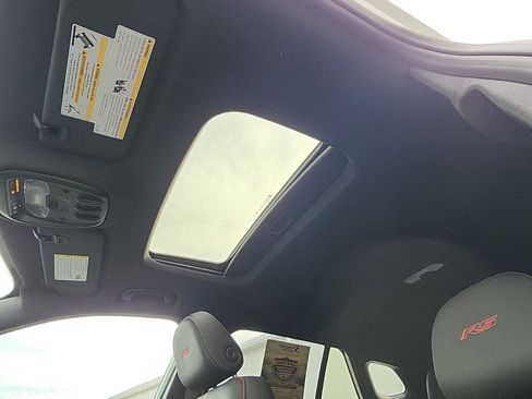 New 2026 Chevrolet Trax RS w/ Sunroof Package image 21