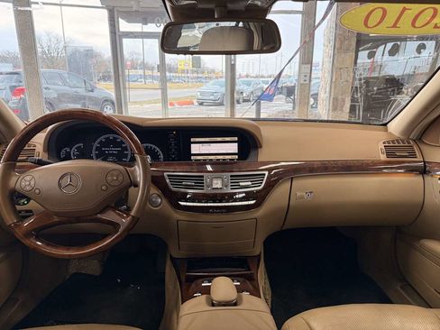 Used 2010 Mercedes-Benz S 550 4MATIC Sedan image 41