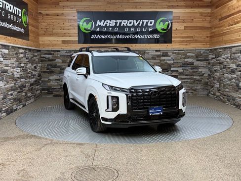 Used 2025 Hyundai Palisade Calligraphy AWD/4WD image 2