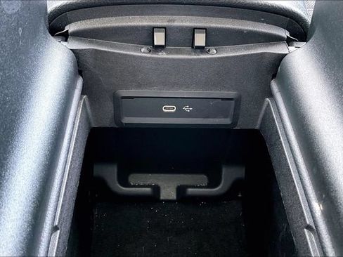 Certified 2024 Mercedes-Benz GLS 450 4MATIC image 19