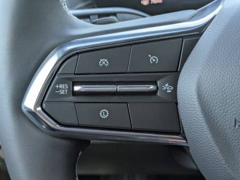 New 2026 Chevrolet Traverse LT FWD image 17