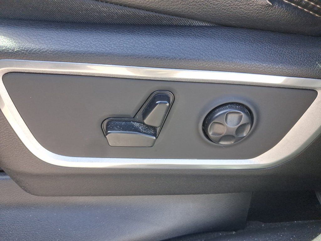 Used 2020 RAM 1500 Laramie AWD/4WD image 23