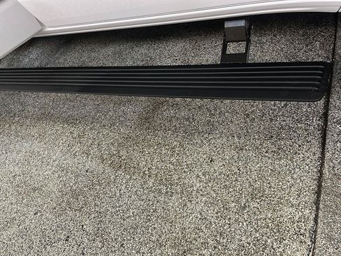 Used 2023 RAM 1500 Limited w/ Body Color Bumper Group AWD/4WD image 13