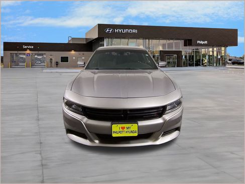 Used 2018 Dodge Charger SXT Plus image 6