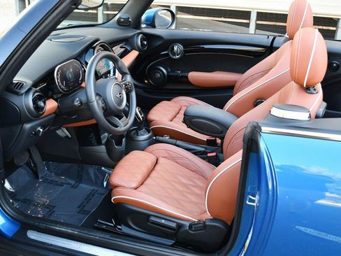 Used 2023 MINI Cooper S image 57