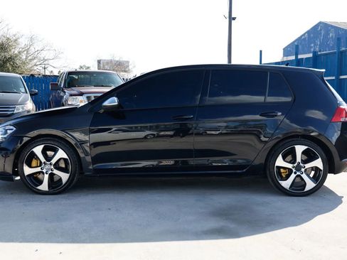 Used 2017 Volkswagen GTI Sport image 2