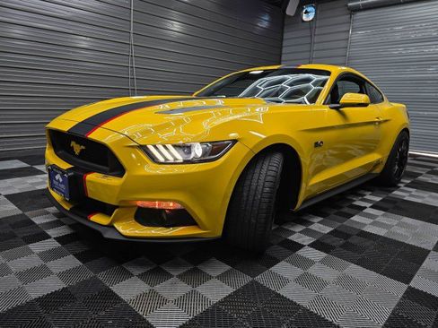 Used 2015 Ford Mustang GT Premium w/ Equipment Group 401A RWD image 36