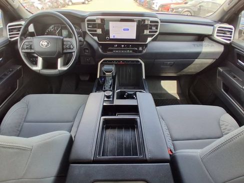 Used 2025 Toyota Tundra SR5 AWD/4WD image 11