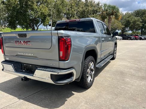 Used 2023 GMC Sierra 1500 SLT w/ SLT Premium Package AWD/4WD image 5