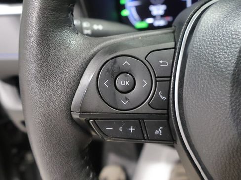 Used 2025 Toyota RAV4 XSE w/ Advanced Technology Package AWD/4WD image 34