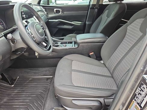 Used 2022 Kia Sorento LX FWD image 14
