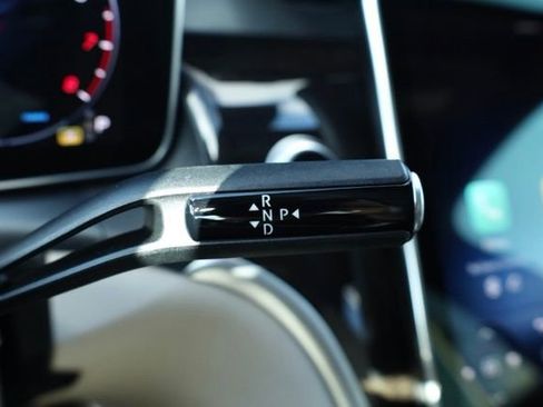 Certified 2025 Mercedes-Benz GLC 300 image 18