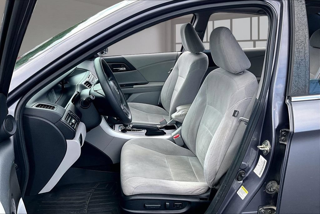 Used 2014 Honda Accord EX image 25