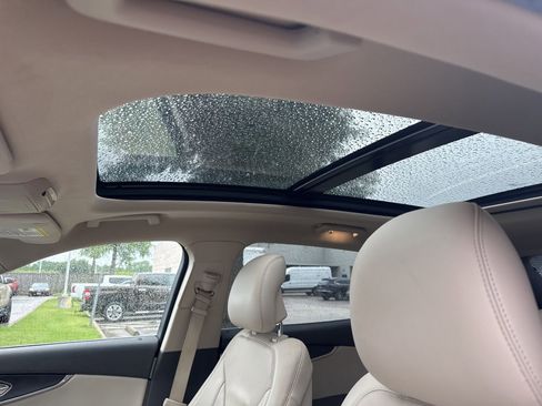 Used 2018 Lincoln MKX Reserve w/ Luxury Package FWD image 9