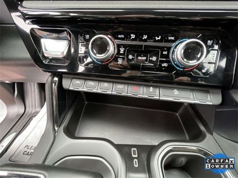 Used 2024 GMC Sierra 1500 AT4 w/ Technology Package image 27