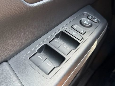 Used 2024 Honda CR-V Sport image 28