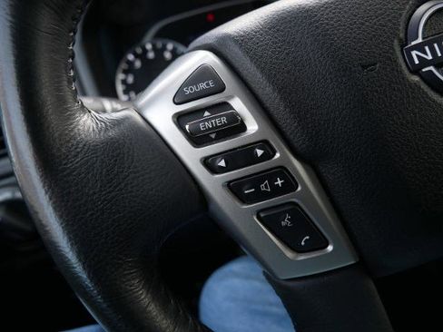Certified 2024 Nissan Titan SV w/ SV Convenience Package image 30