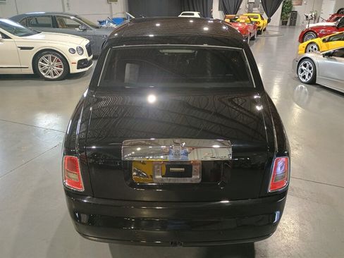 Used 2009 Rolls-Royce Phantom Sedan RWD image 5