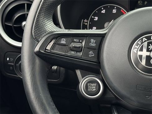 Used 2021 Alfa Romeo Stelvio Sprint w/ Nero Edizione image 13