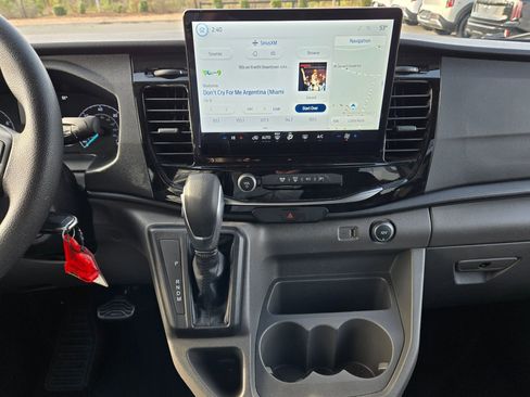 Used 2023 Ford Transit 350 XLT image 26