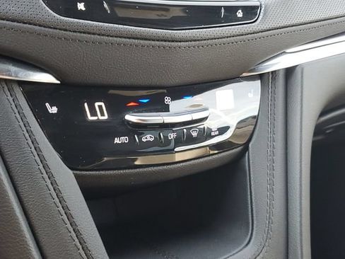 Certified 2023 Cadillac XT5 Luxury AWD/4WD image 23