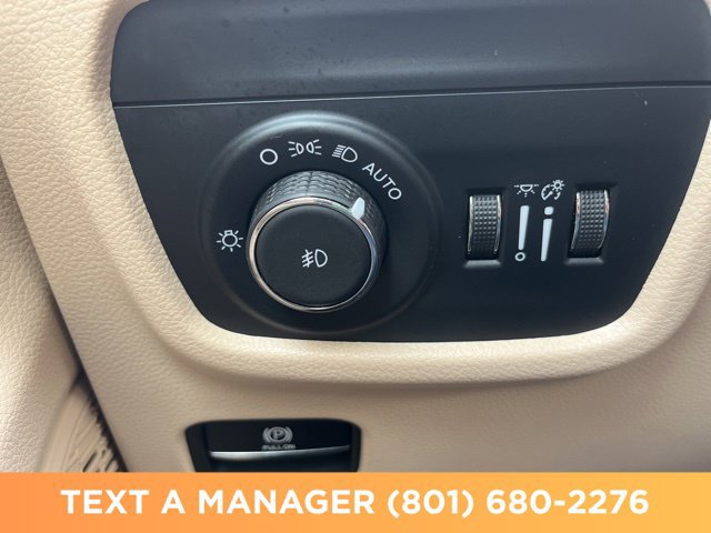 Used 2024 Jeep Grand Cherokee Limited AWD/4WD image 27
