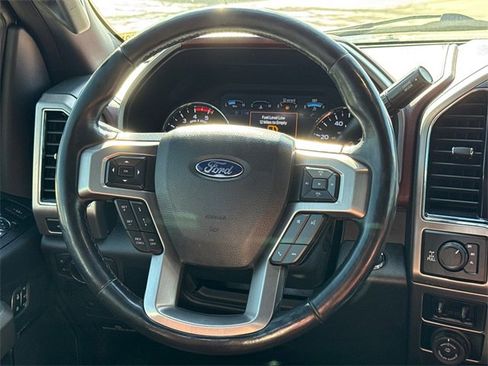 Used 2022 Ford F250 Platinum w/ FX4 Off-Road Package image 13