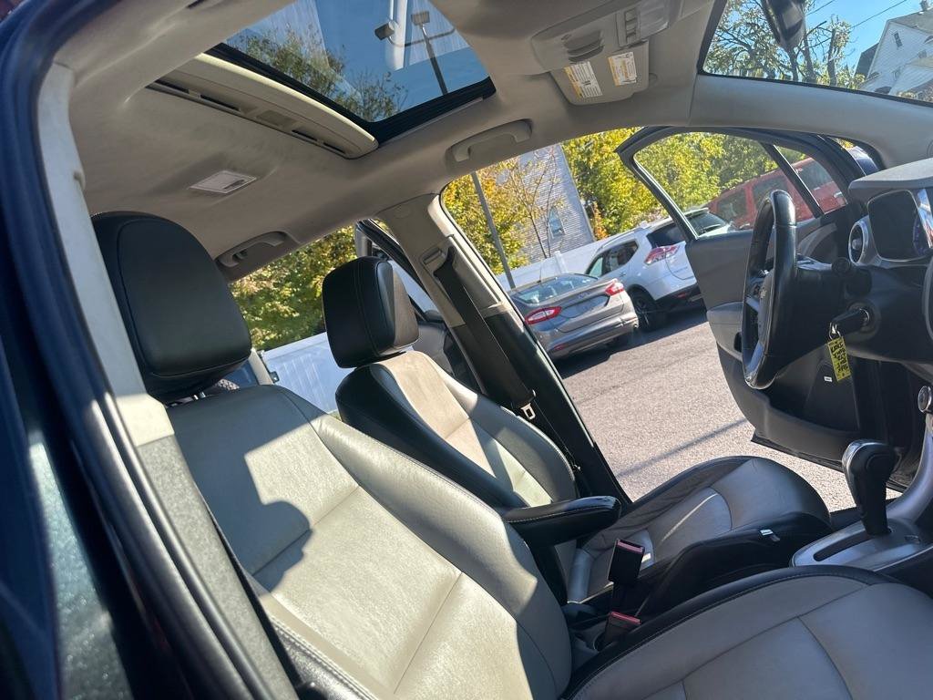 Used 2015 Chevrolet Trax LTZ AWD/4WD image 18