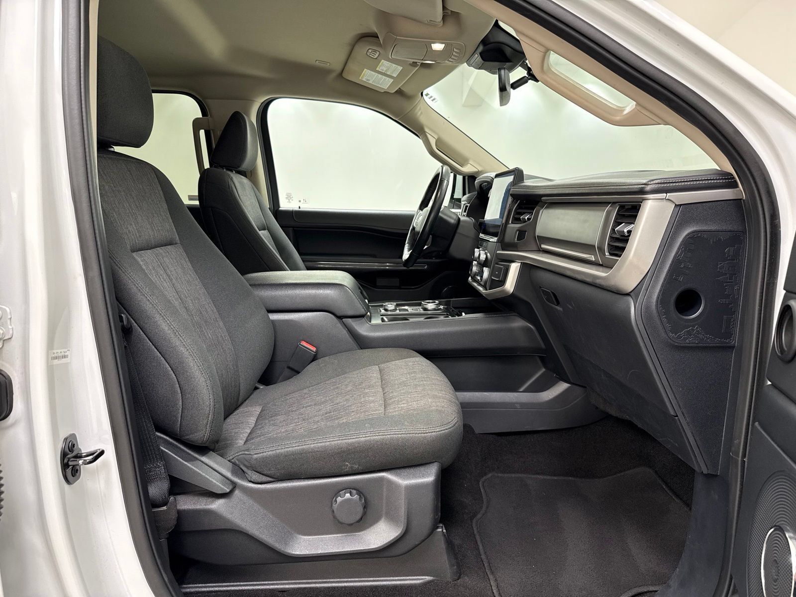 Used 2022 Ford Expedition XLT AWD/4WD image 31
