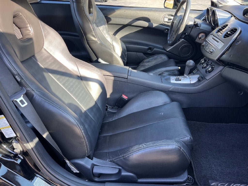 Used 2011 Mitsubishi Eclipse GS FWD image 13