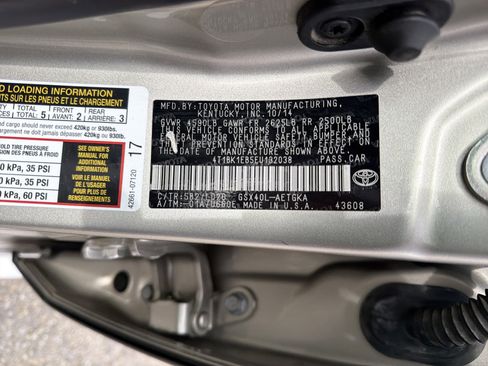 Used 2014 Toyota Avalon XLE image 30