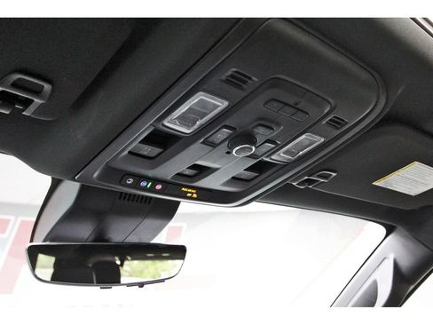 Used 2023 Chevrolet Tahoe High Country RWD image 23