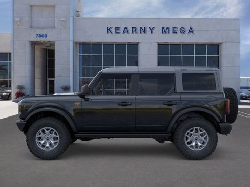 New 2025 Ford Bronco Badlands image 32