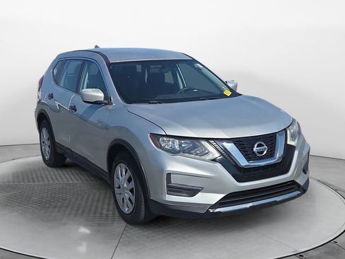 Used 2017 Nissan Rogue S FWD image 7