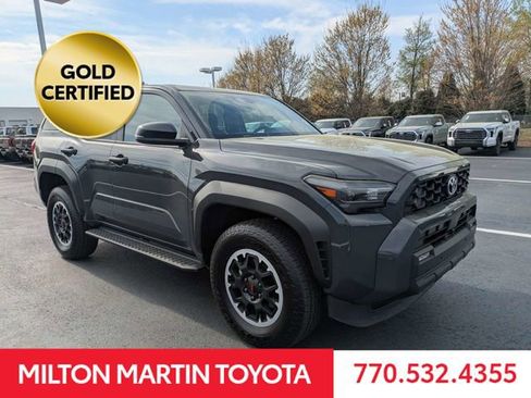 Certified 2025 Toyota 4Runner TRD Off-Road image 2