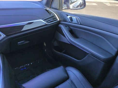Used 2019 BMW X5 xDrive40i w/ Executive Package image 16
