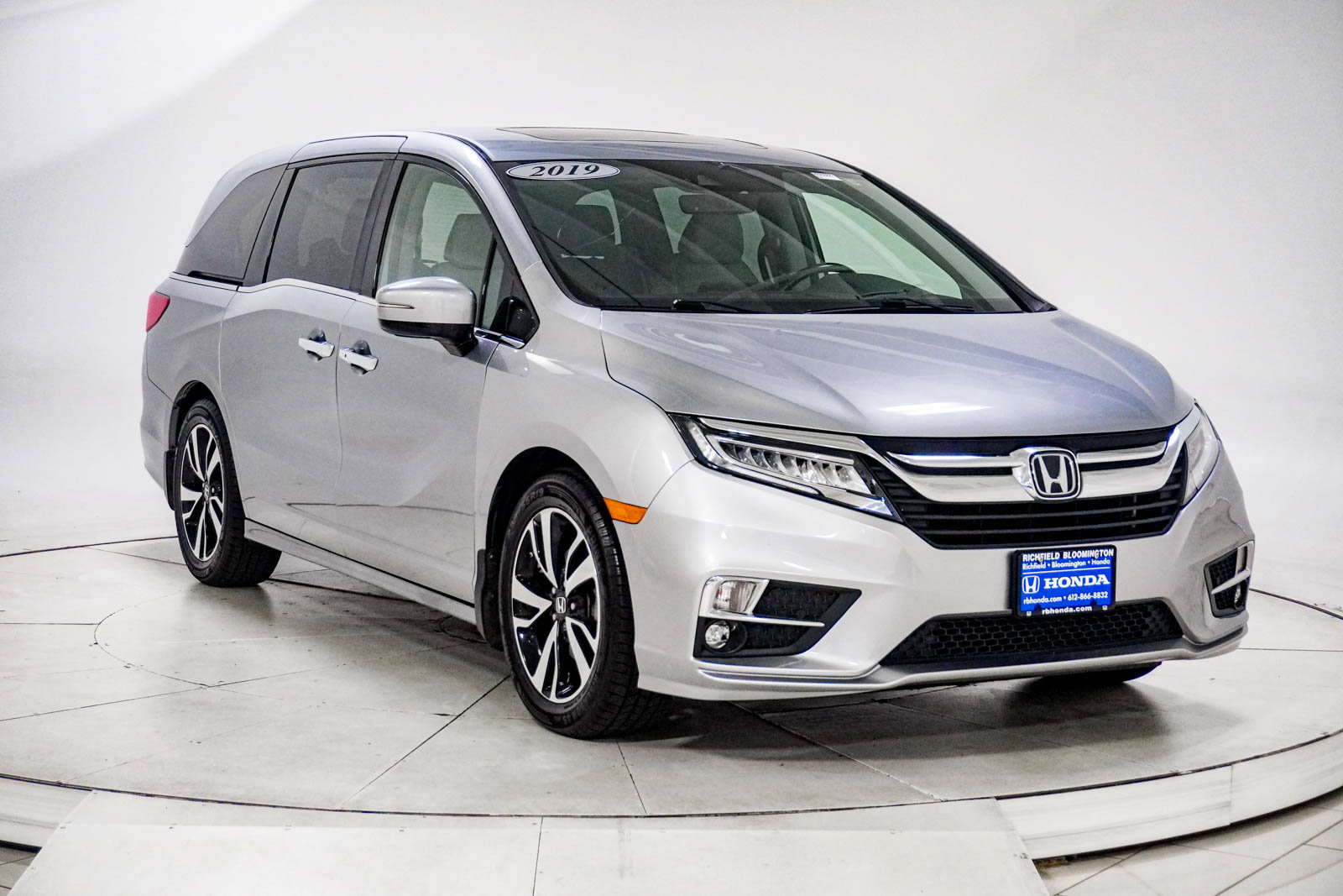 Used 2019 Honda Odyssey Elite image 14
