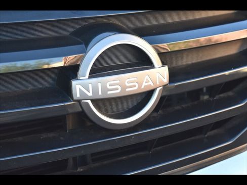 Used 2022 Nissan Pathfinder SV w/ SV Premium Package FWD image 46