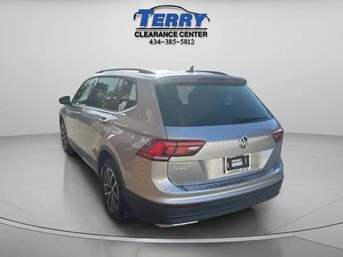 Used 2021 Volkswagen Tiguan S image 3