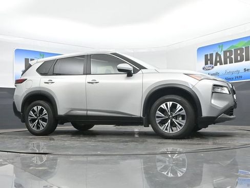 Used 2023 Nissan Rogue SV AWD/4WD image 22