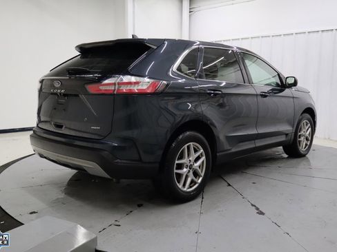 Used 2023 Ford Edge SEL image 4