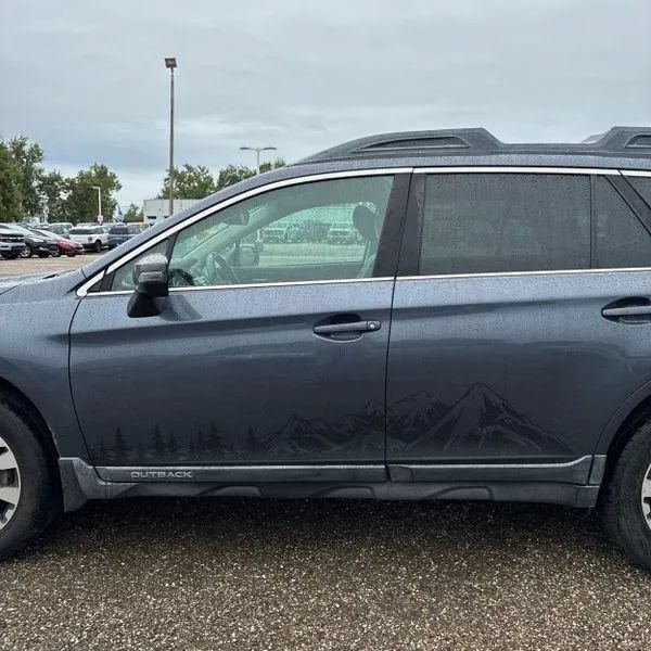 Used 2017 Subaru Outback 2.5i Limited AWD/4WD image 4