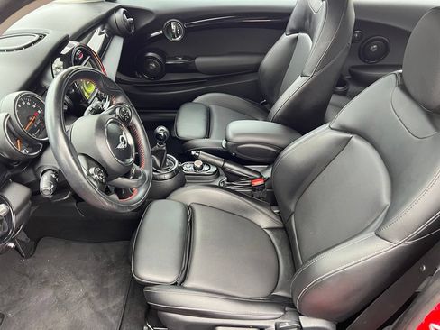 Used 2016 MINI Cooper 2-Door Hardtop FWD image 13