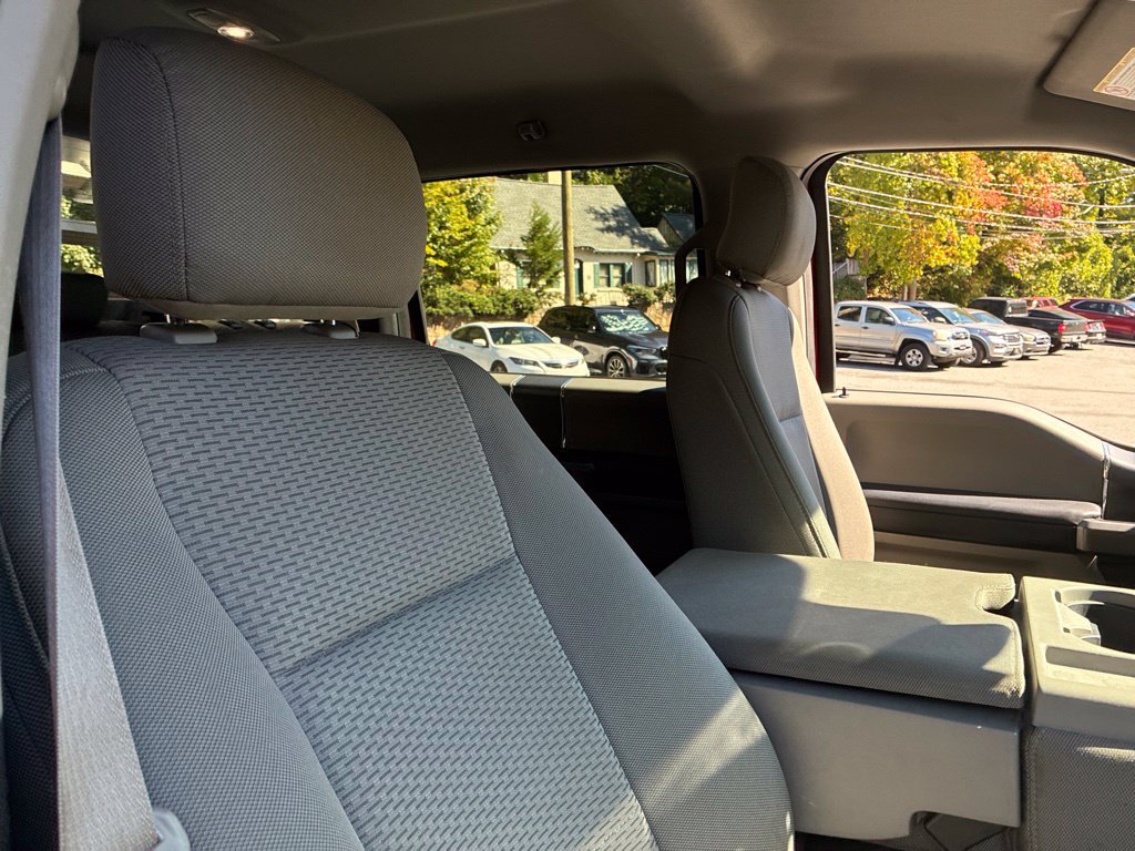 Used 2017 Ford F350 XLT w/ XLT Premium Package AWD/4WD image 30